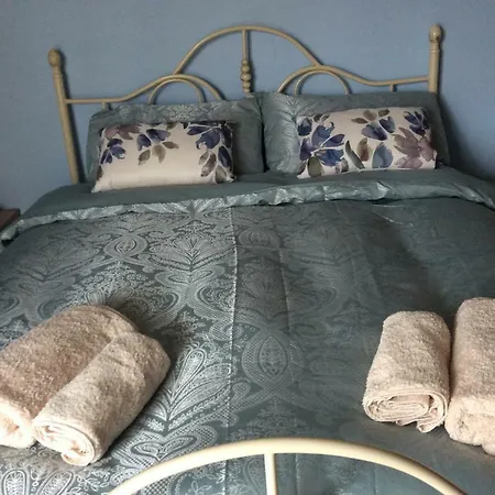 Comfort No. 16, Daffodil Court Apartment *