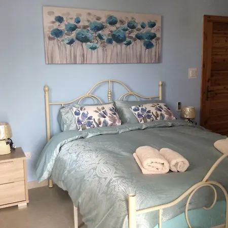 Comfort No. 16, Daffodil Court Lejlighed *