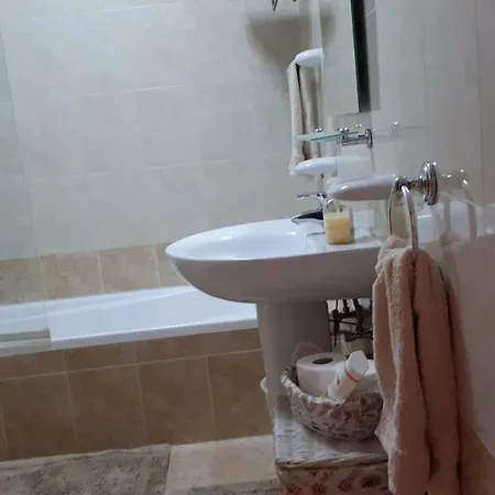 Comfort No. 16, Daffodil Court *