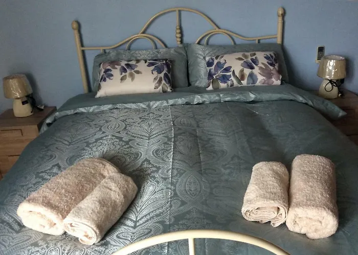 Comfort No. 16, Daffodil Court Apartament *