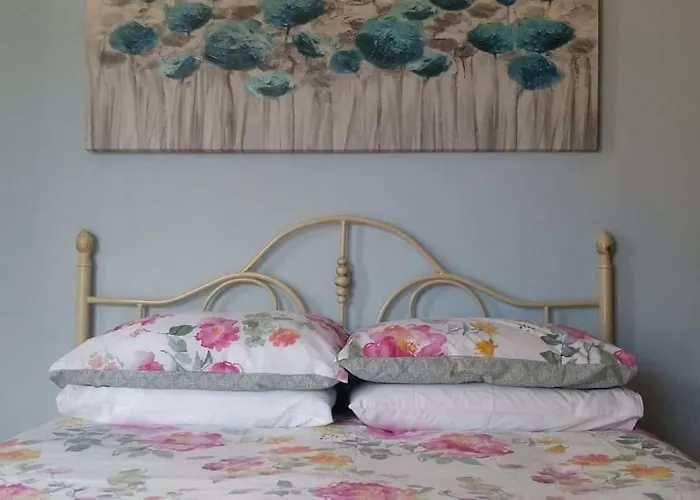 Comfort No. 16, Daffodil Court *